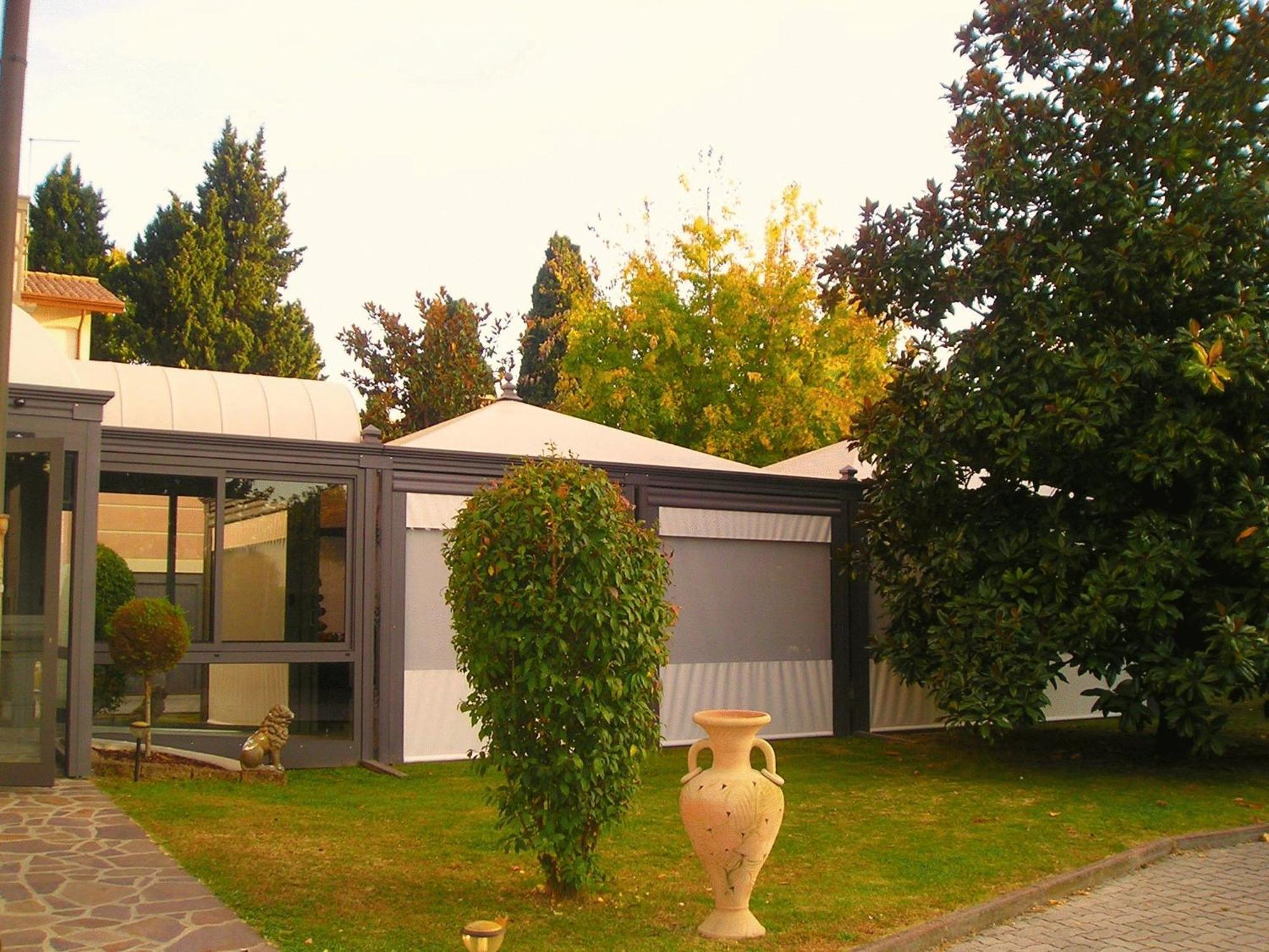 Park Hotel Villa Leon D'Oro Noventa di Piave Exterior photo