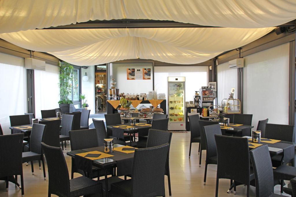 Park Hotel Villa Leon D'Oro Noventa di Piave Exterior photo